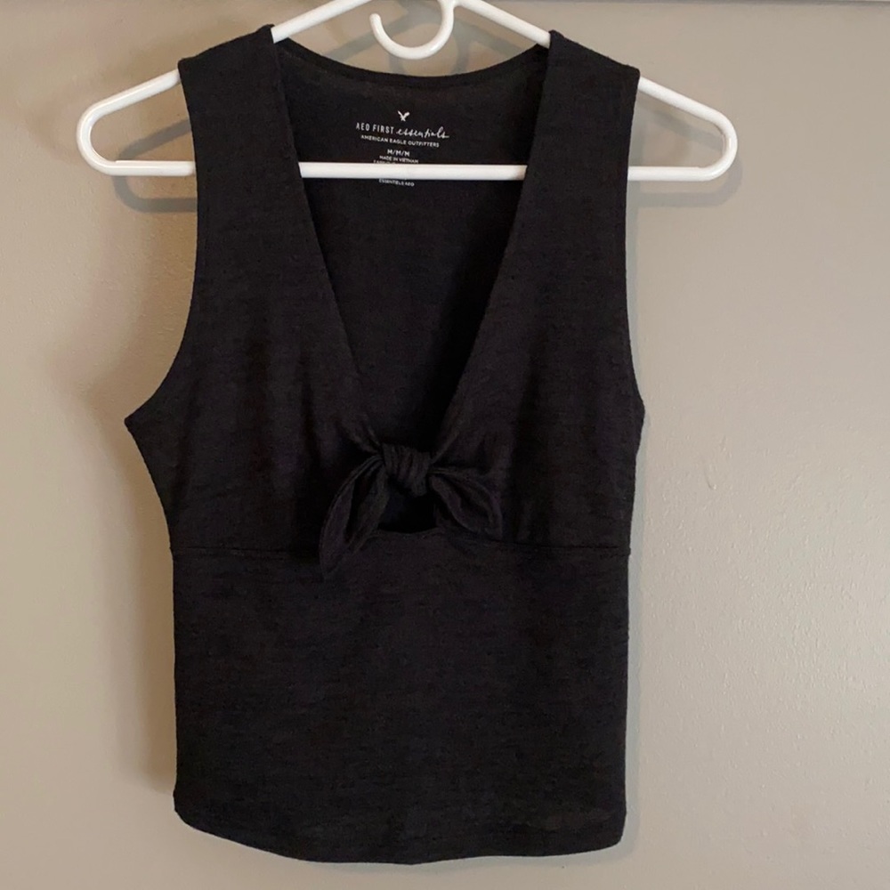 AEO Black Fitted Top! ALSO HAVE IN WHITE🤍